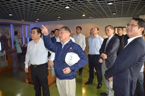 C:鄭嘉鴻總經(jīng)辦通訊稿81211市長(zhǎng)到訪(fǎng)給小鄭DSC_0061.JPG